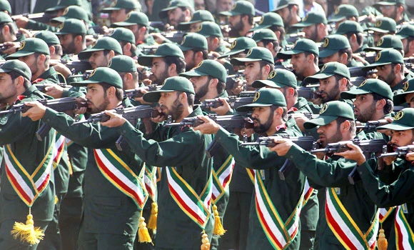 Tehran hangs 16 to avenge border attack