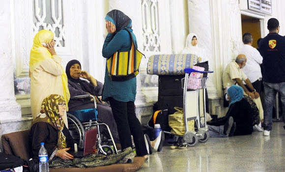 Clampdown sees fewer illegals at holy sites
