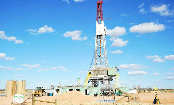 US crude sinks to lowest since July