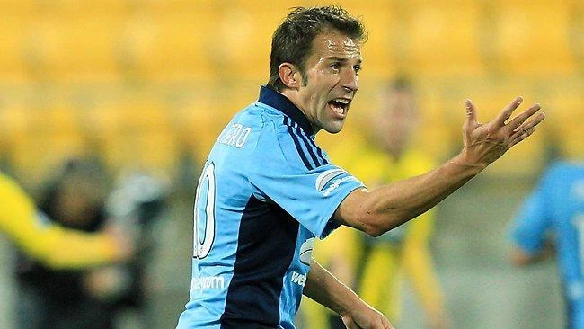 Del Piero magic inspires Sydney FC as A-League kicks off