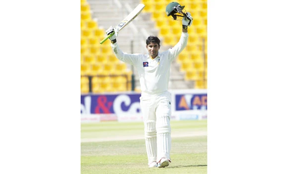 Pakistan in sight of victory after South Africa slumps