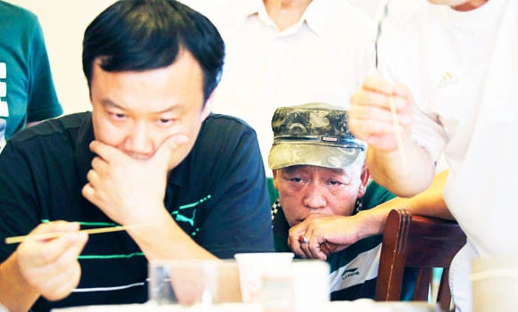 Crickets fight it out at China’s championships