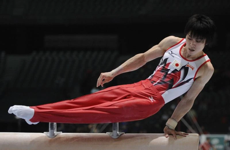 Uchimura on track for fourth world title