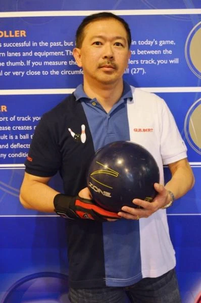 Saudi Hollandi Bank bowlers repeat as Team of the Week