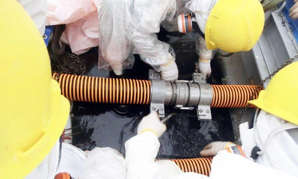 Japan nuclear workers may have high radiation