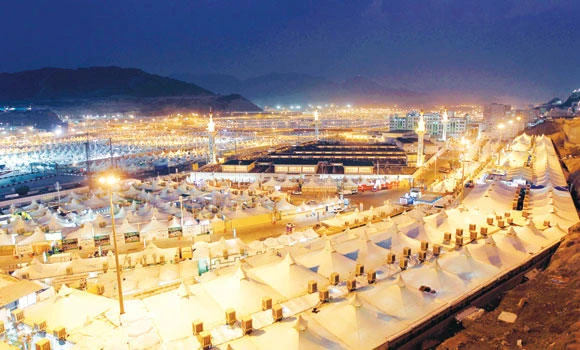 Hajis begin streaming into Mina