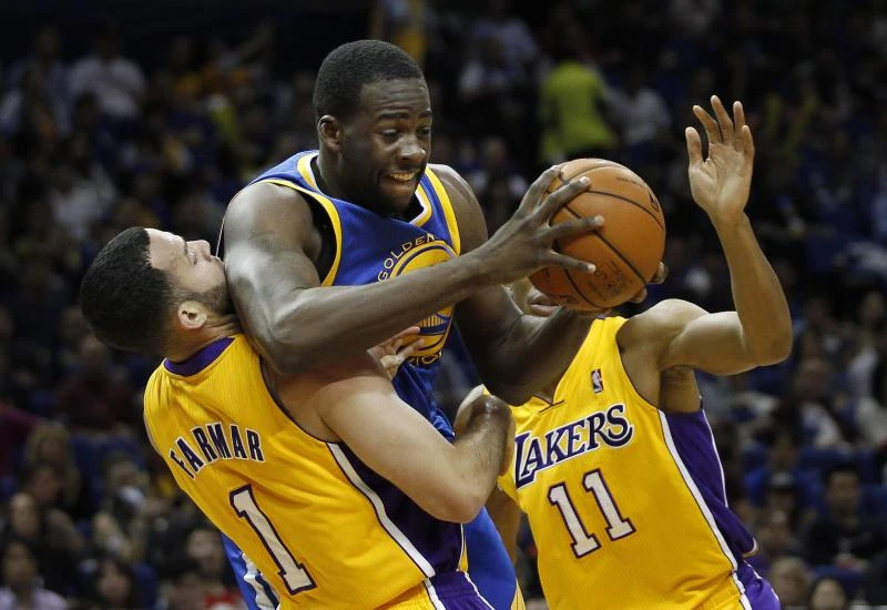 Warriors rout Lakers 115-89 in Shanghai