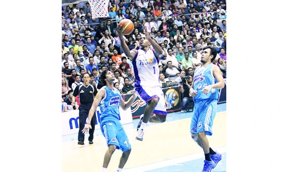 San Mig Coffee crowned PBA Governors’ Cup champ