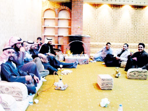 Alkhobar cafes to install cameras and guards