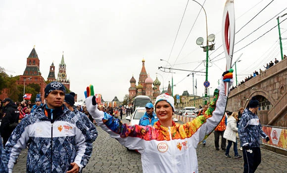 Russia kicks off torch relay for Sochi Games