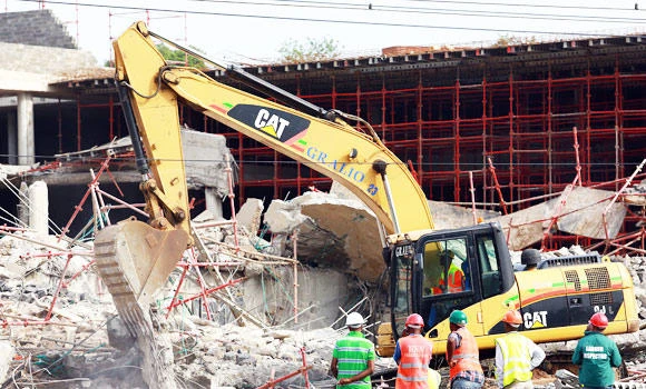 Search for survivors ends at collapsed South African mall
