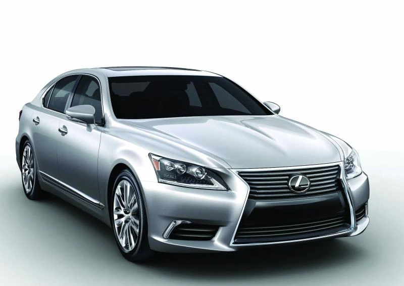 Moment of pride: Lexus LS460 wins recognition for redefining excellence