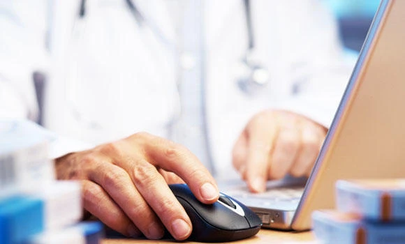 Saudi doctors give free consultancy on Twitter