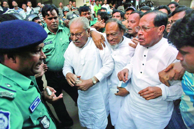 Bangladesh arrest three major opposition leaders