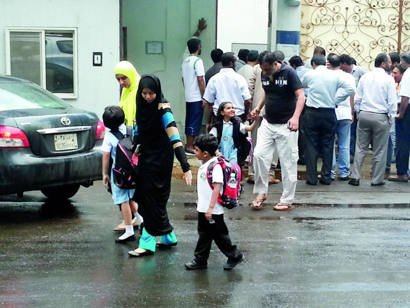Showers disrupt life in Jeddah