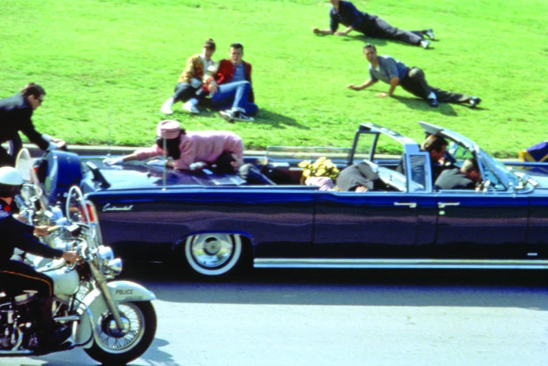 Death mystery fuels JFK movie, book industry