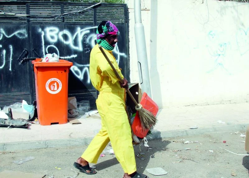 Makkah cleaners back to work
