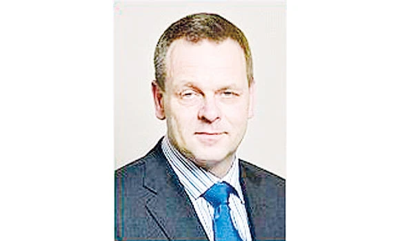 Al-Rabiah, Vapaavuori vow to promote trade