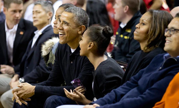 First lady tries to stay out of Obama’s ear