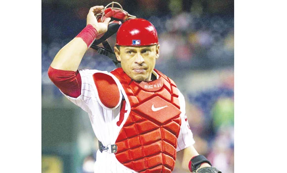 Phillies, Ruiz agree on 3-year, $26 million deal