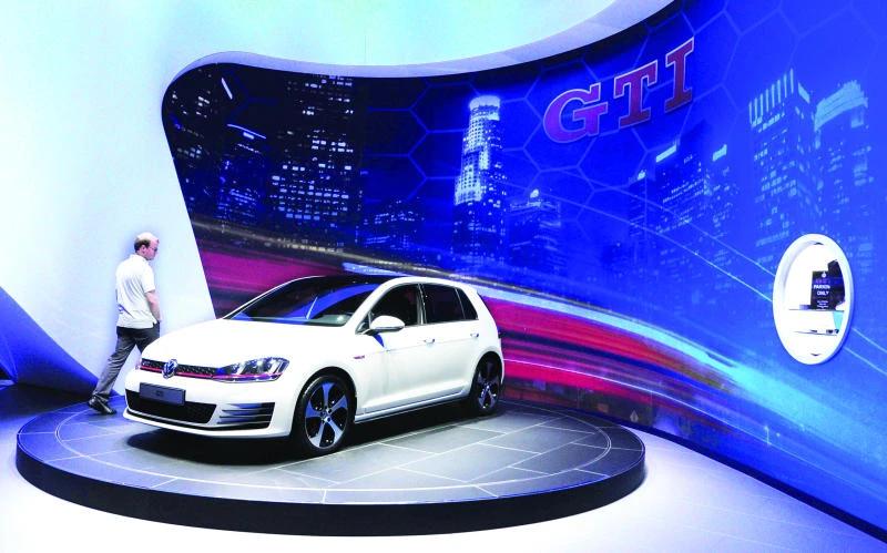 VW to spend $114bn in quest for global car sales lead