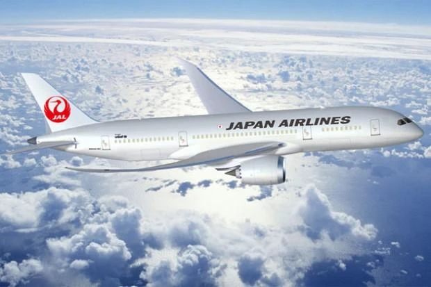 Boeing warns of engine icing risk on 747-8s, Dreamliners