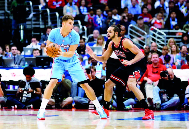 Clippers pounce on Rose-less Bulls