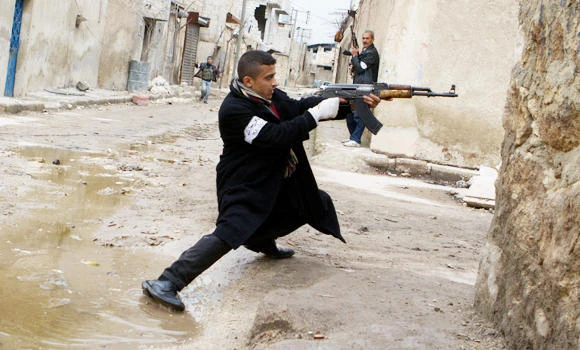 Syrians warned against aiding armed groups