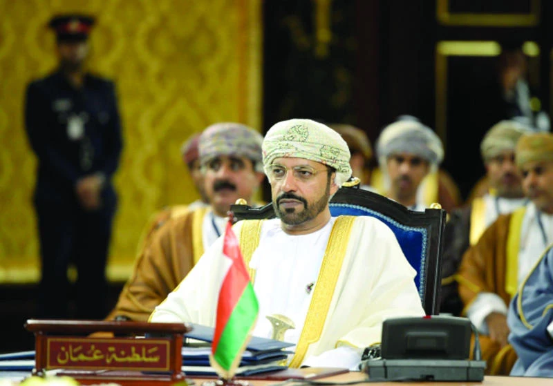Looming budget crunch pushes Oman toward debt market