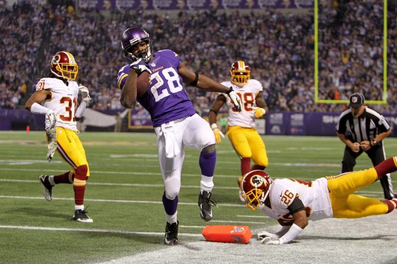 Ponder, Peterson help Vikings rally past Redskins 34-27