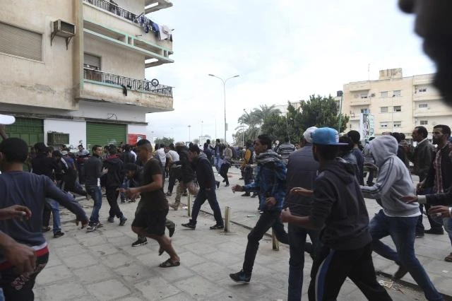 Libyan army, jihadists in deadly clashes