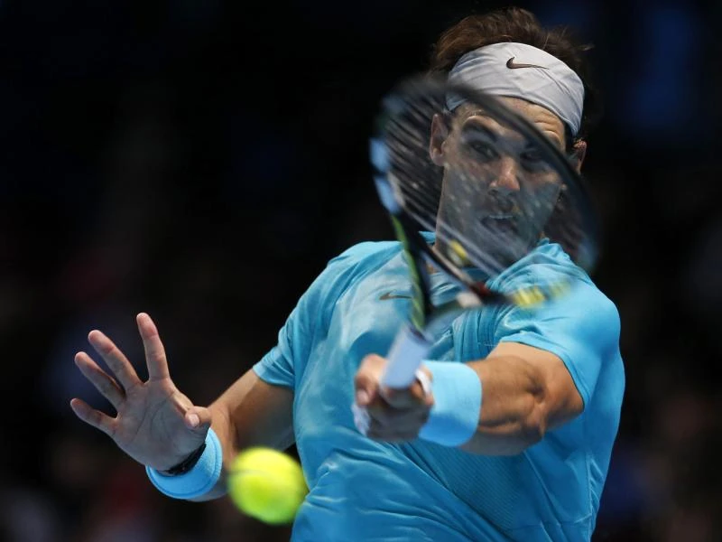 Nadal beats Wawrinka to seal No. 1 ranking