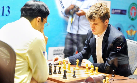Carlsen dethrones Anand to win world chess title