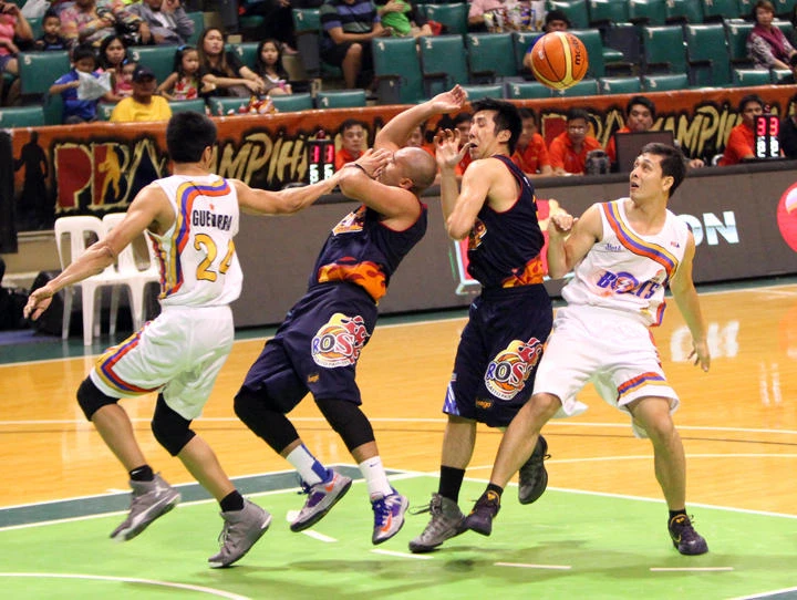 Rain or Shine struggles to beat Meralco