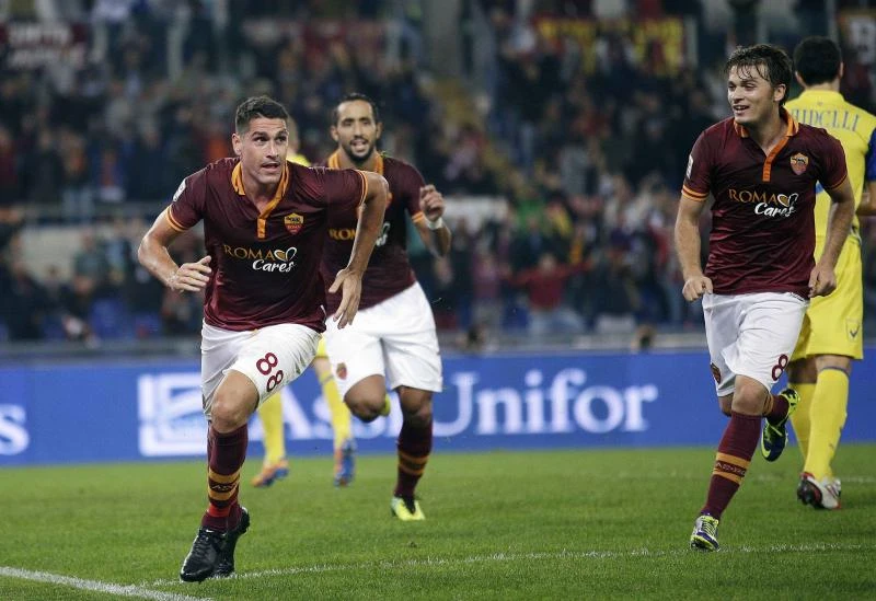 Perfect ten for rampant Roma