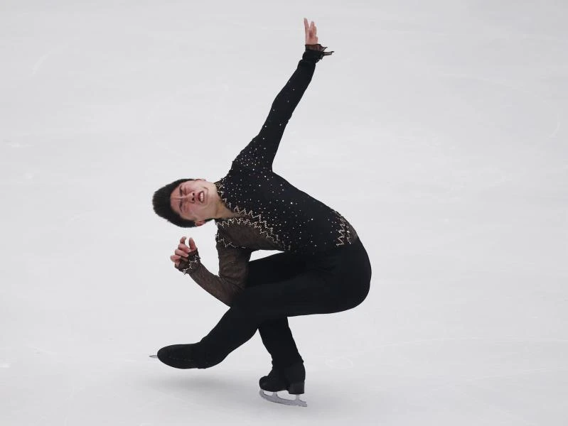 Fats chance as Yan Han sets China best in skating