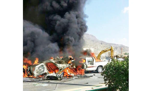 Speeding car snuffs out 6 lives