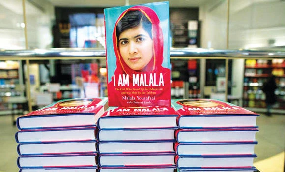 Pakistani private schools ban Malala’s book