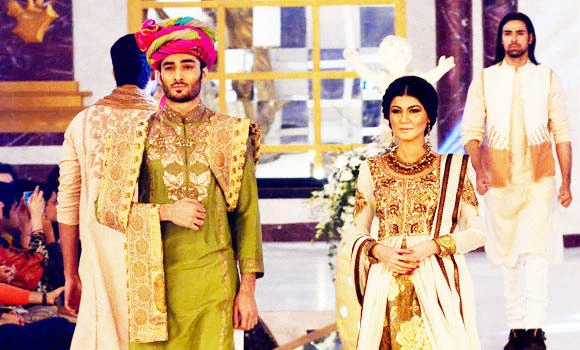 Pakistan fashion casts off ‘dark cloud’ of obstacles