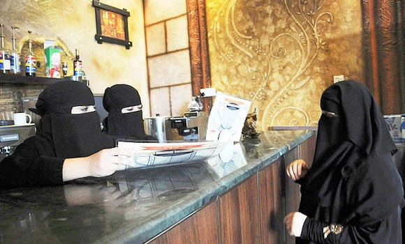 Saudi women strive to overcome obstacles as PR professionals