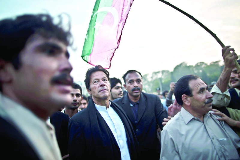 Pakistani MPs protest against US drone strikes
