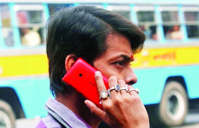 India court frees Nokia plant for Microsoft sale