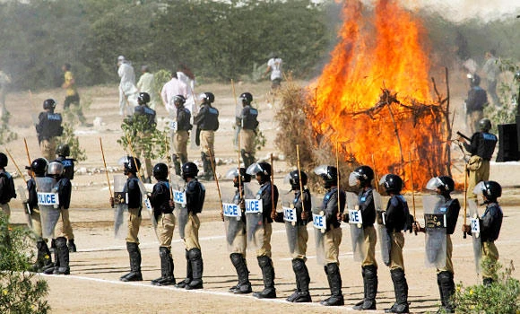Pakistan says no to military action against Taleban