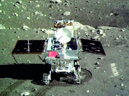 China’s Jade Rabbit rover sends first moon photos