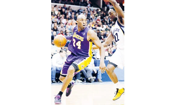 Warriors brush aside short-handed Pelicans