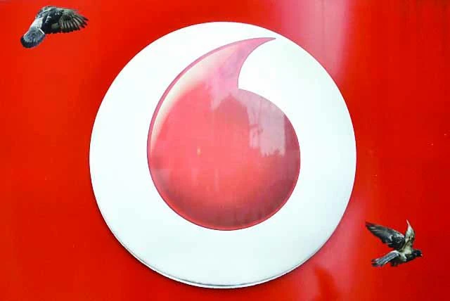 Vodafone gets $604m India tax demand