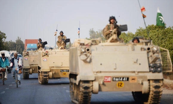 Pak Army launches offensive against Taleban militants