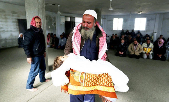 15 Palestinians die from hunger in Syrian camp