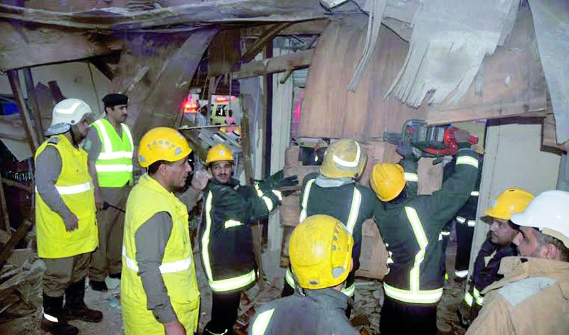Man dies as shop roof collapses in Jeddah