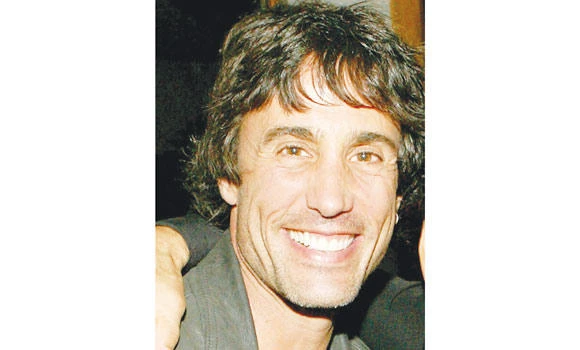 Director Jeff Pollack found dead on beach